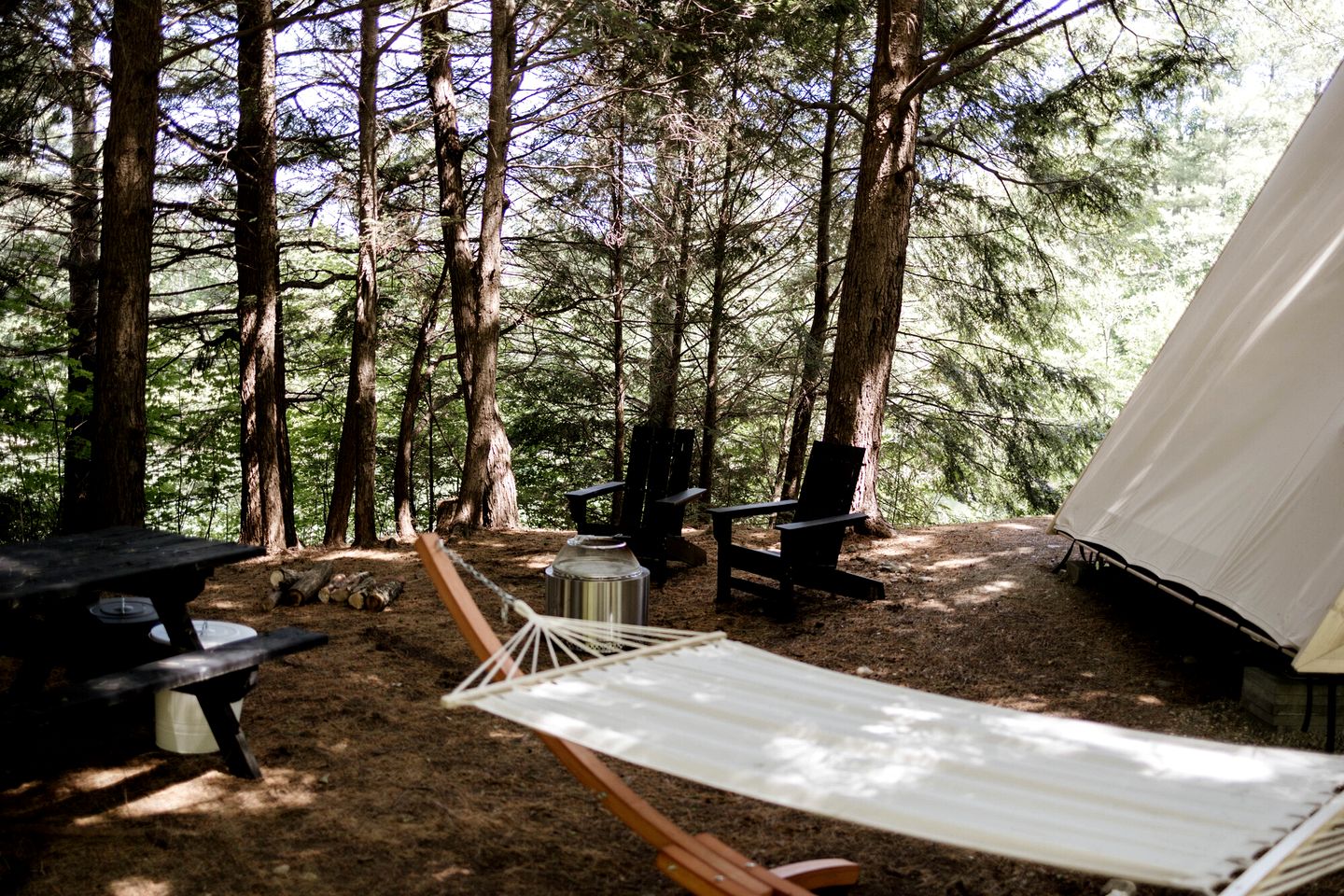 Beautiful A-frame Safari Tent Surrounded by Trees in North Woodstock, New Hampshire