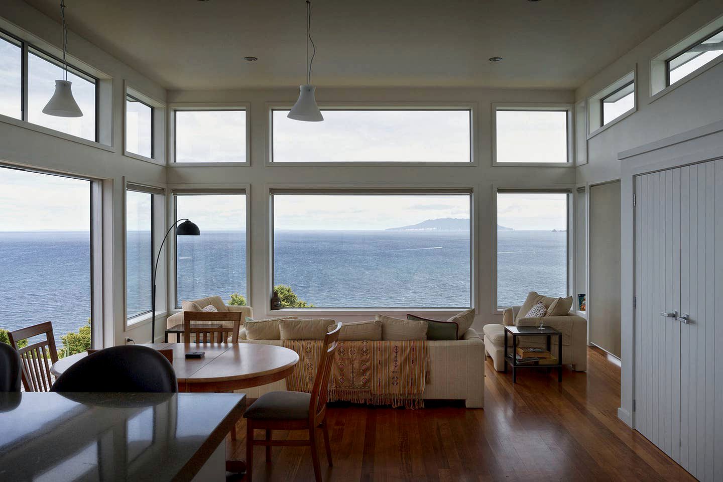 Clifftop Great Barrier Island Accommodation for a Secluded Getaway