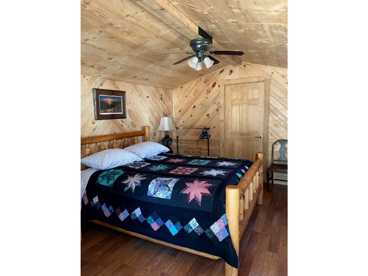 Quaint Cabin with Private Bathroom for a Wonderful Couples Vacation in Greenwood, Wisconsin