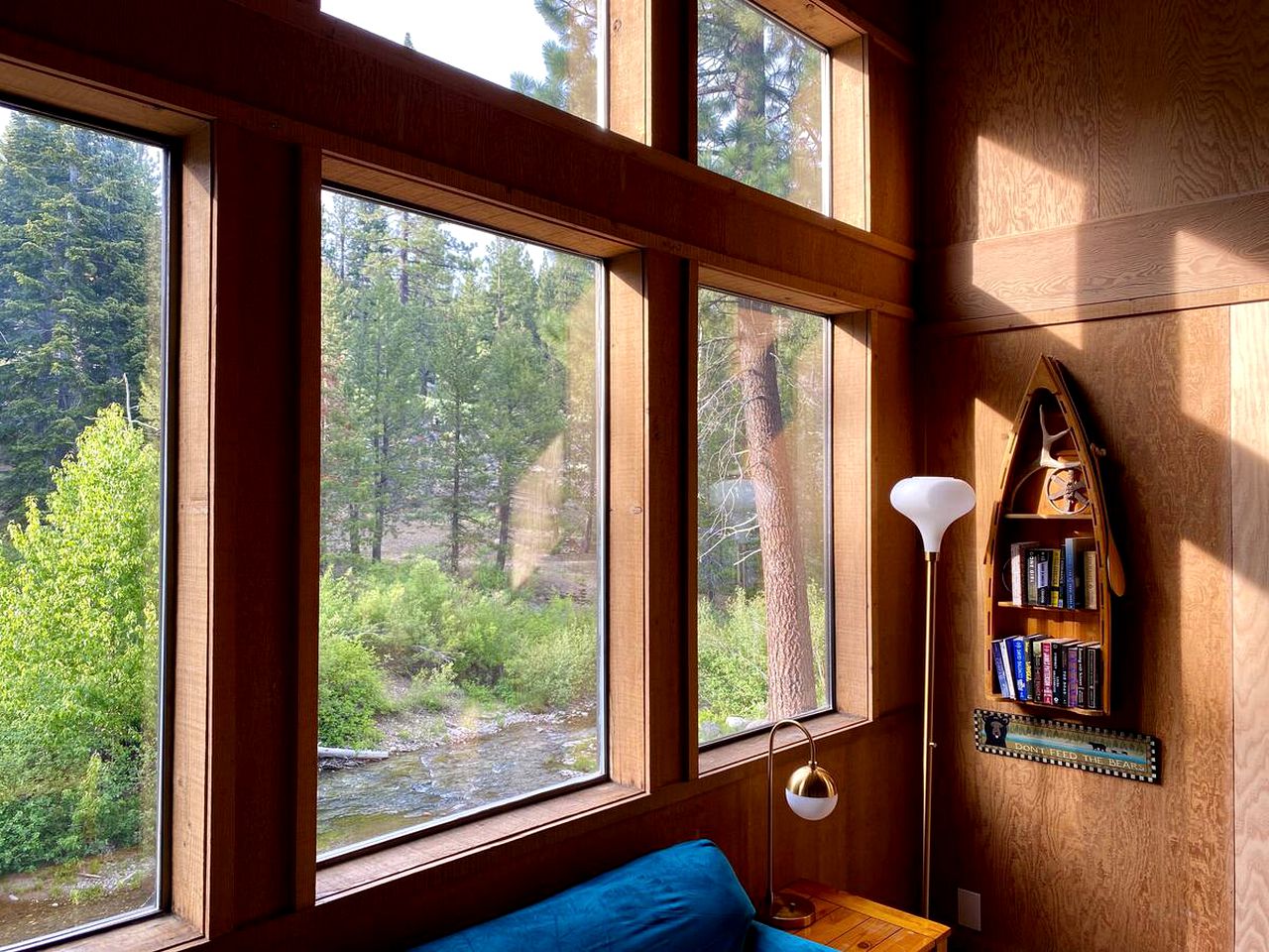 Spacious Chalet Rental in Alpine Valley for a Weekend getaway in California