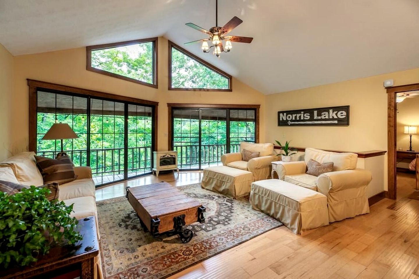 Fantastic Tennessee Vacation Rental for Getaways on Norris Lake
