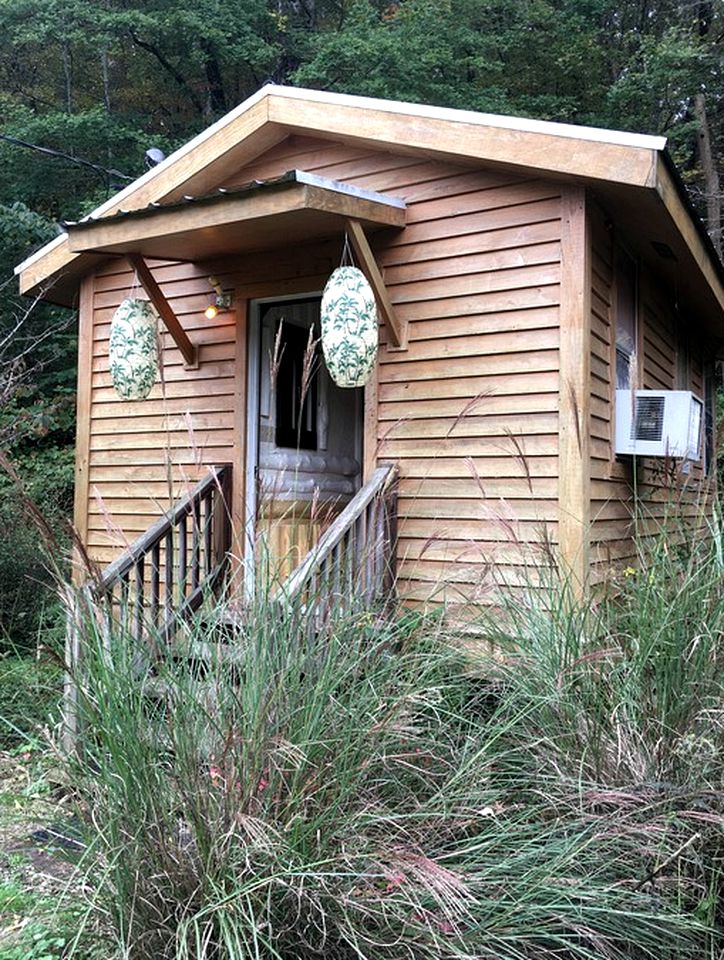 Boho Style Tiny House for Weekend Getaways in Tennessee