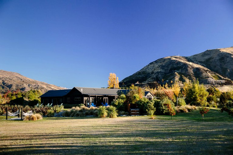 Cabins (Wanaka, South Island, New Zealand)