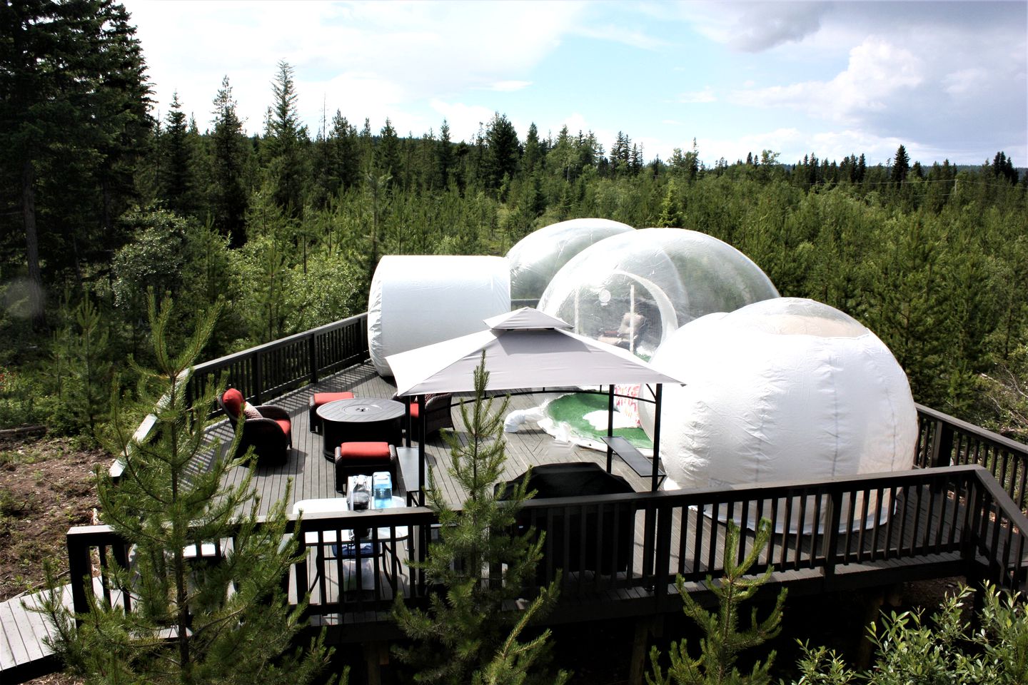 This bubble rental is perfect for glamping in British Columbia.