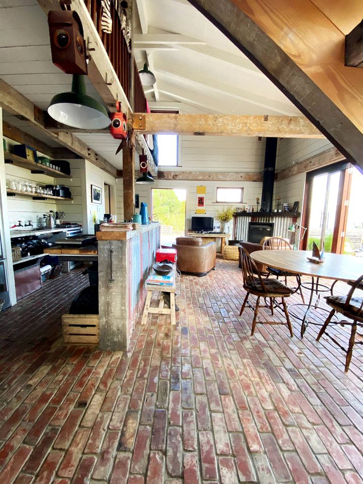 Beautifully Appointed Akaroa Accommodation for Weekend Getaways from Christchurch