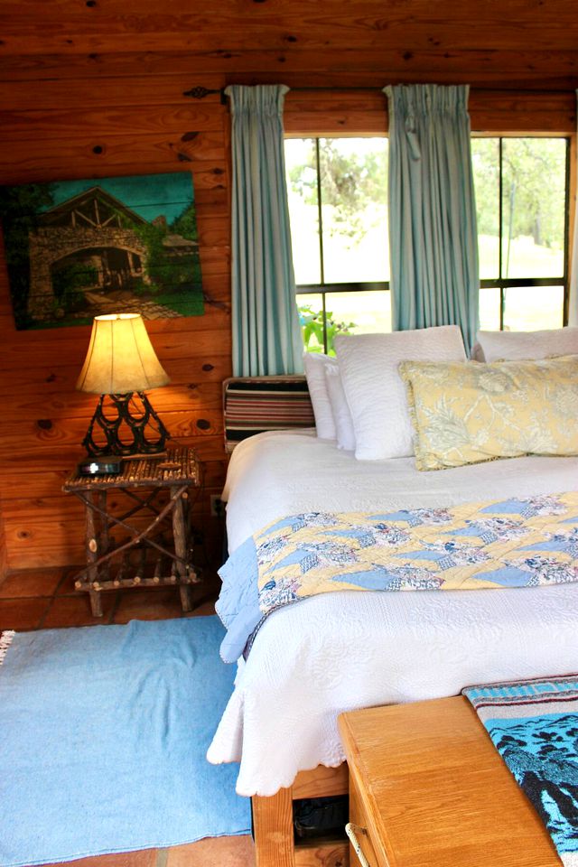 Charming Marble Falls Cabin at a Great Texas Retreat