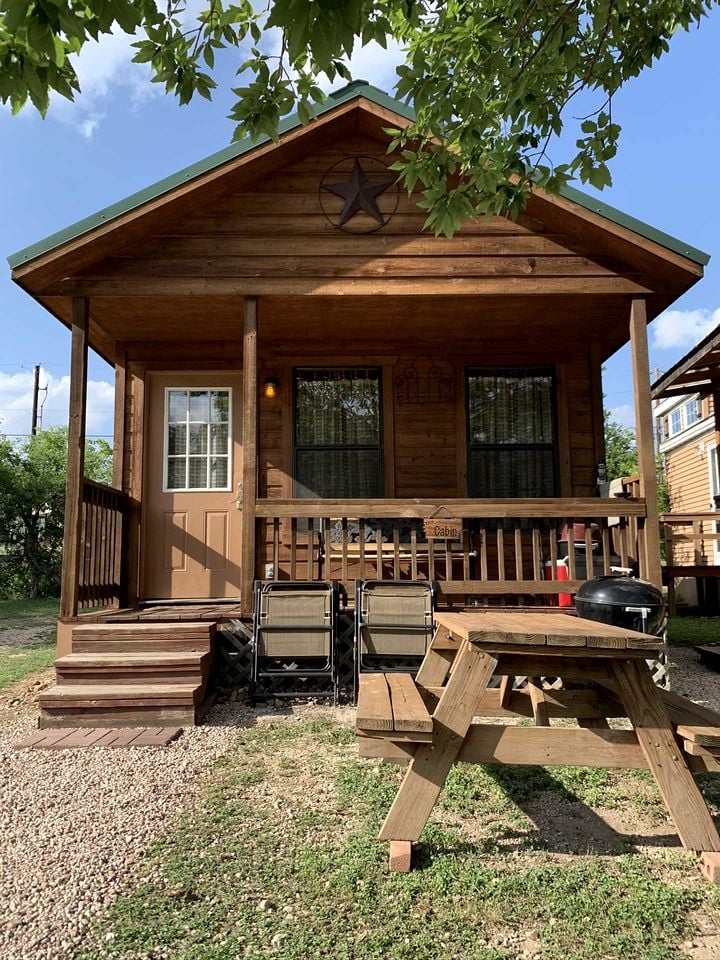 Riverside Cabin Perfect for Texas Hill Country Retreats