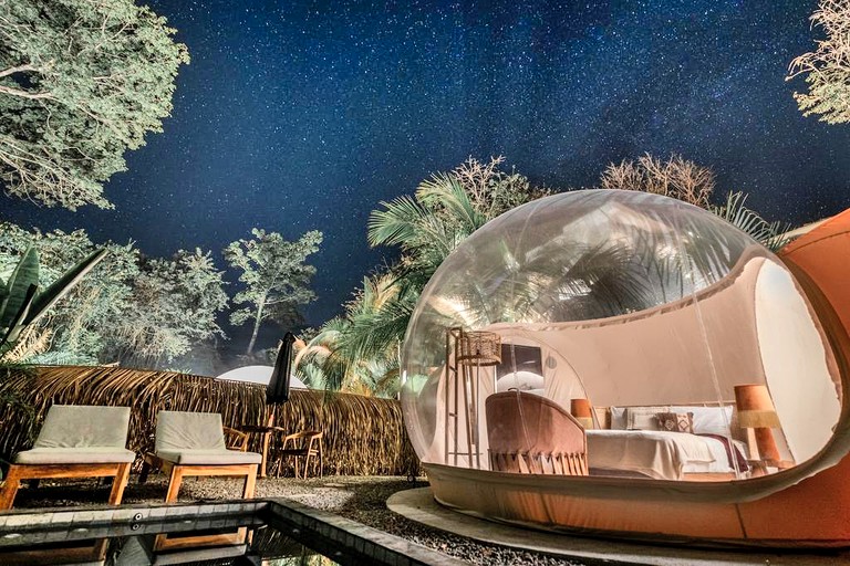 Bubbles (Nosara  , Guanacaste, Costa Rica)