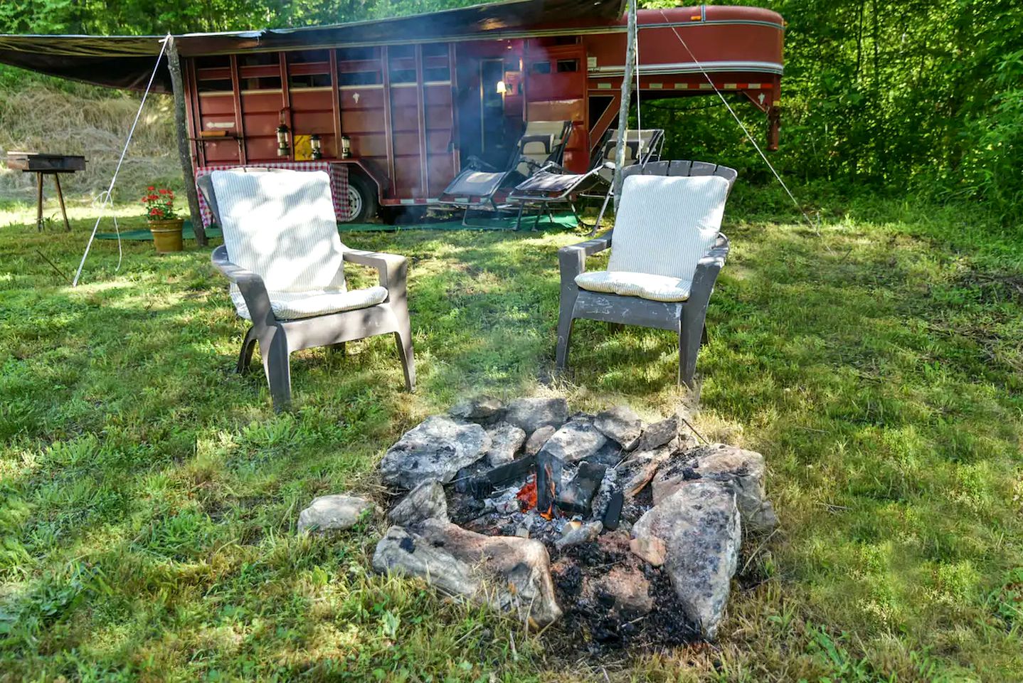 Retro Converted Container for the Best Glamping in North Carolina