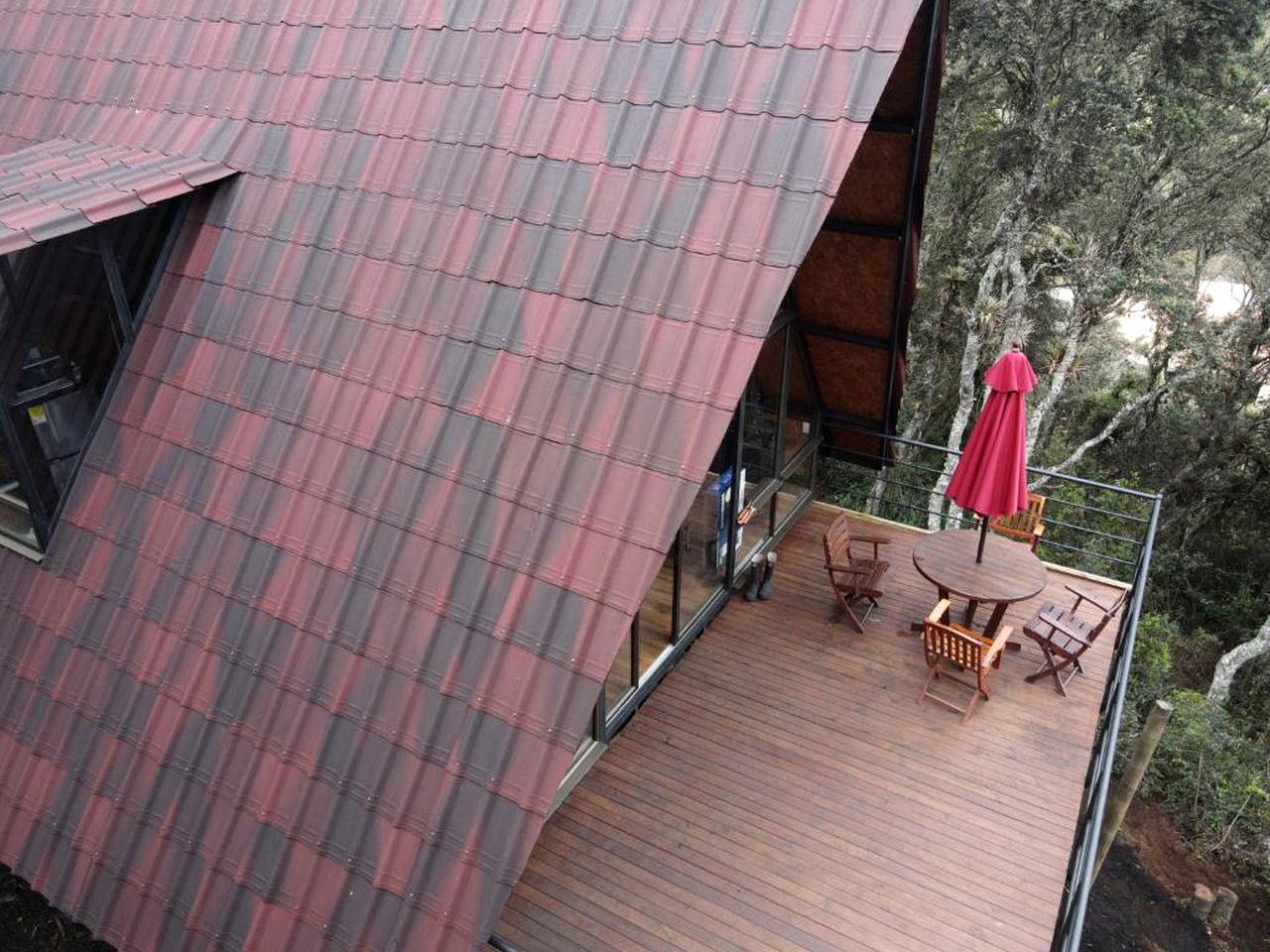 Wonderful Cabin with Stunning Lake Views Ideal for Weekend Trips from Bogota