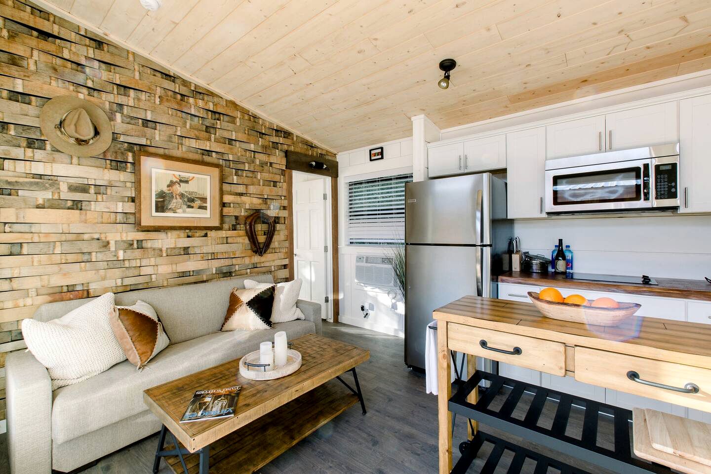 Stunning Paso Robles Cabin for Vineyard Glamping in California