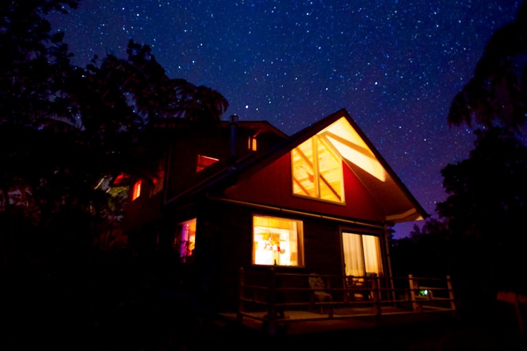 Cottages (Volcano, Hawaii, United States)