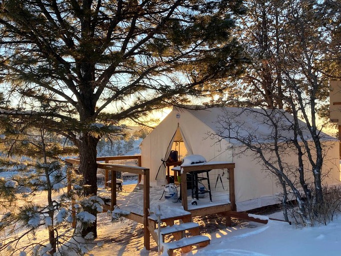 Safari tent rental for glamping in Colorado