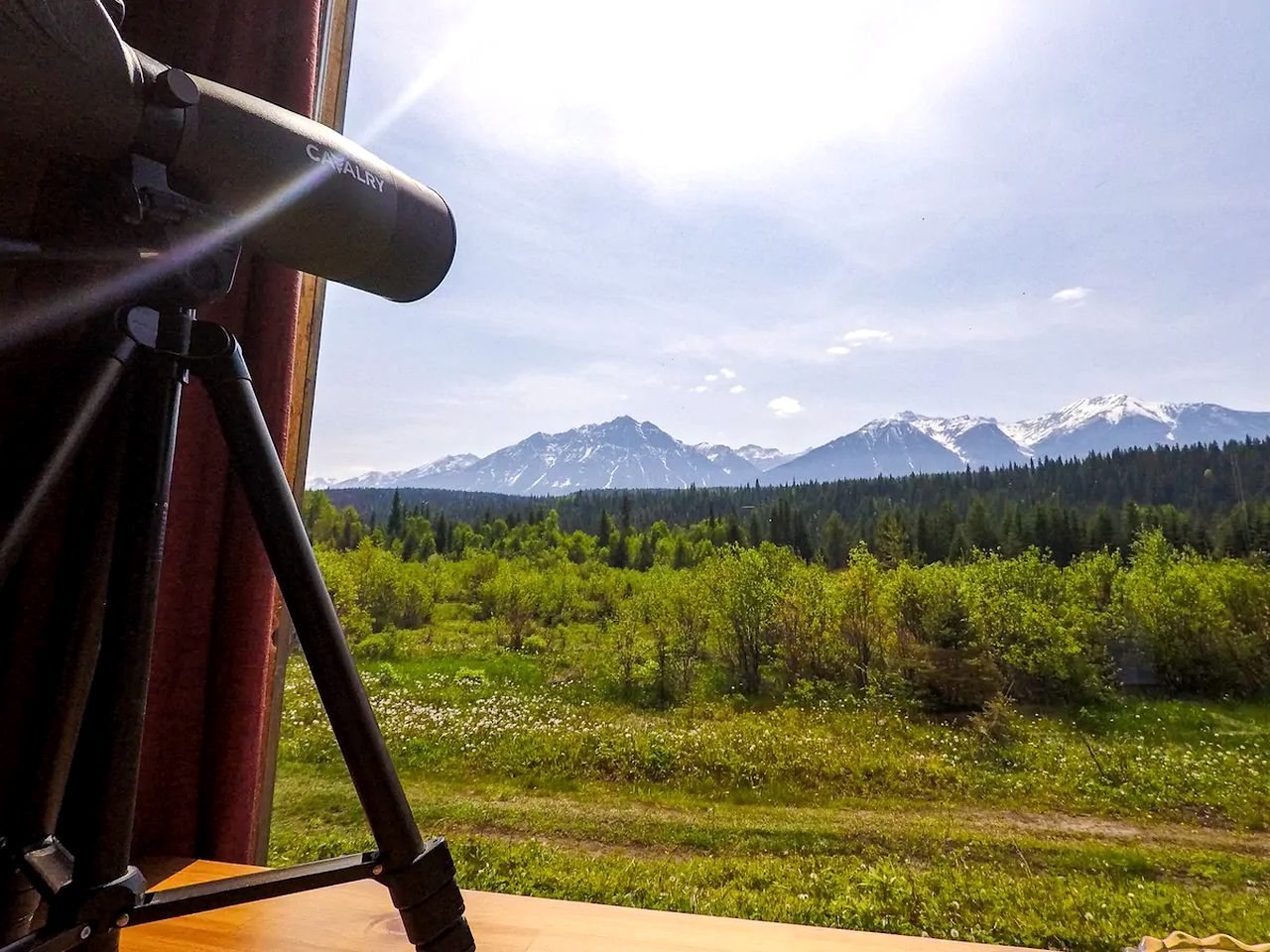 Fabulous Dogsled Retreat Ideal for Columbia Valley Vacations