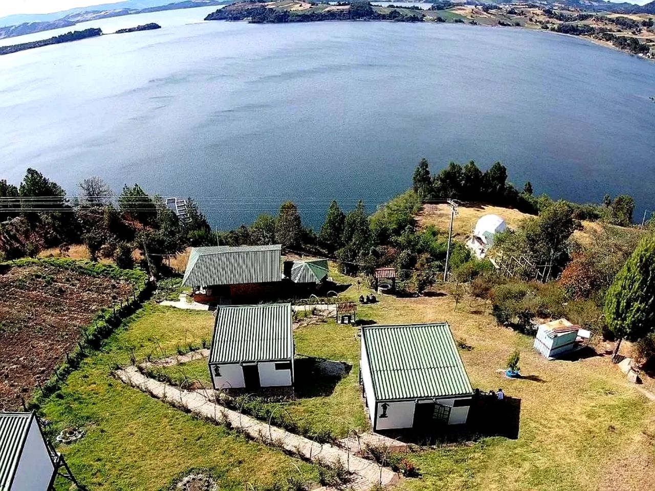 Idyllic Lakeside Cabin for a Laguna de Tota Camping Weekend in Boyacá, Colombia