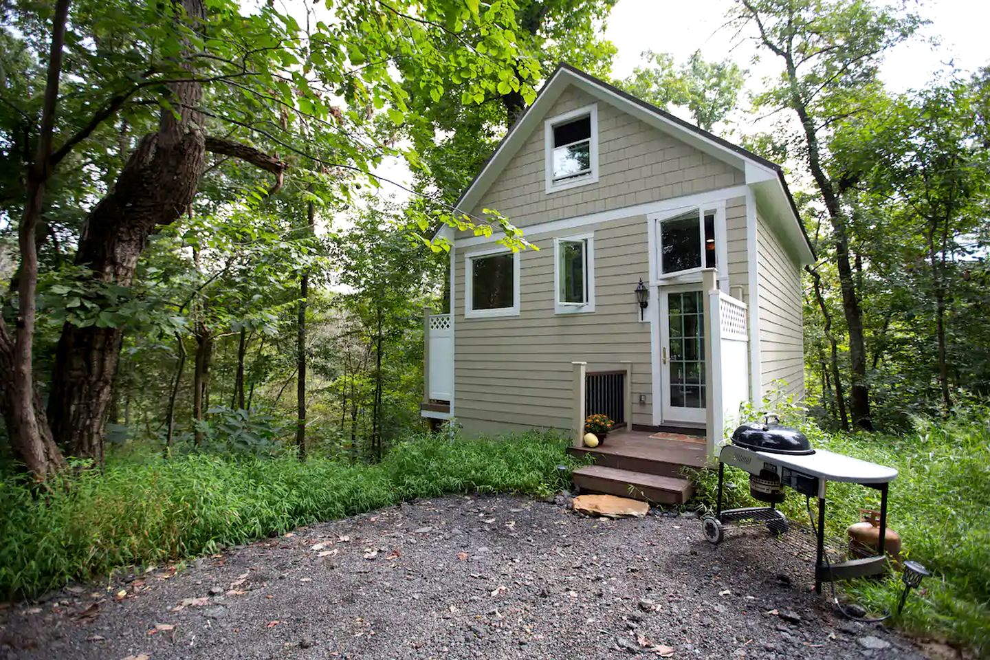 Charming Cottage in Waterford Perfect for a Weekend Getaway from Washington D.C.