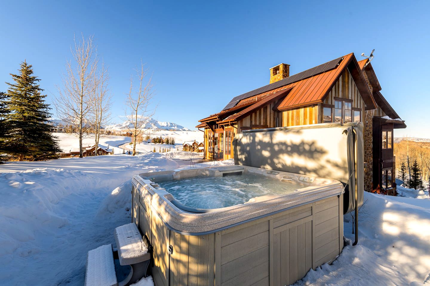 Telluride Mountain Lodge with a Private Hot Tub Ideal for a Colorado Getaway