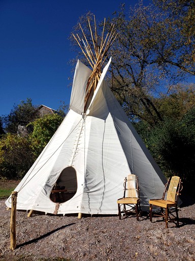 Tipis (Waupaca, Wisconsin, United States of America)