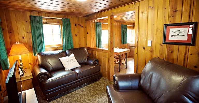 Cabins (Estes Park, Colorado, United States of America)