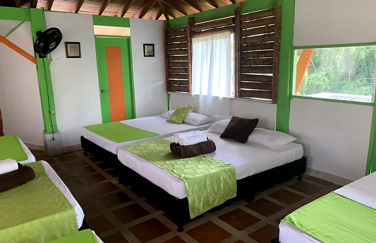 Unique Cabin Accommodation near Pereira, Colombia