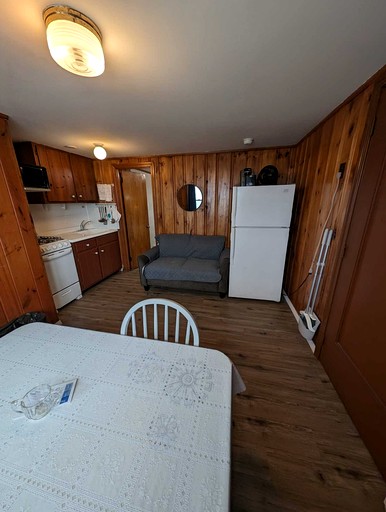 Cottages (United States of America, North Truro, Massachusetts)