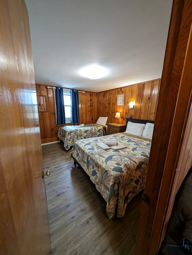 Cottages (United States of America, North Truro, Massachusetts)