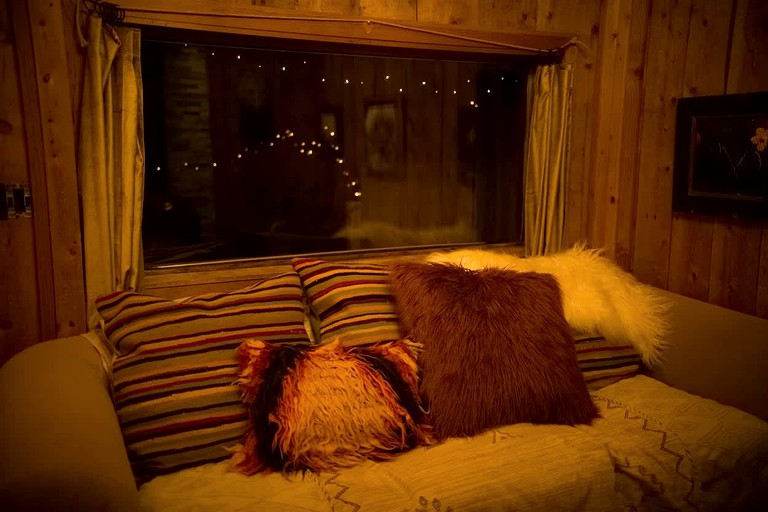 Cabins (Ward, Colorado, United States of America)