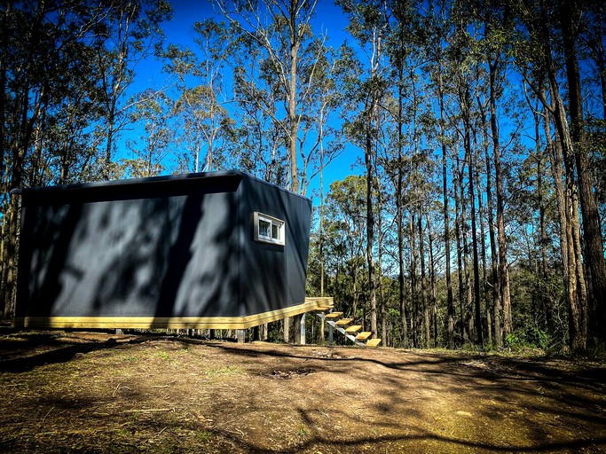 Cabins (Booral, New South Wales, Australia)