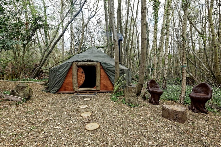 Hobbit Houses (Kent, England, United Kingdom)