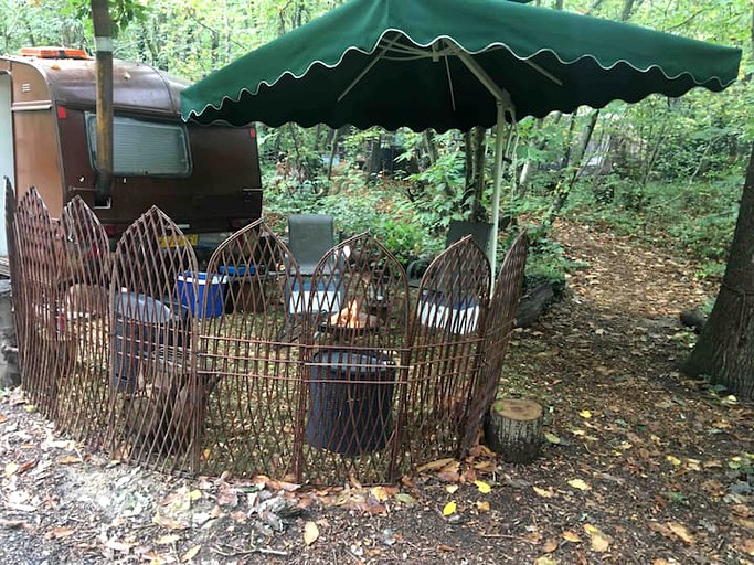 Caravans (Kent, England, United Kingdom)