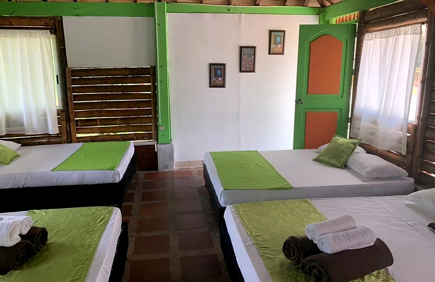 Unique Cabin Accommodation near Pereira, Colombia