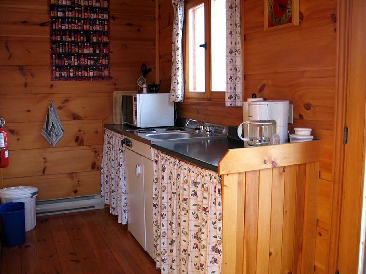 Gorgeous Windermere Valley Cabin Rental for a Natural Retreat in British Columbia