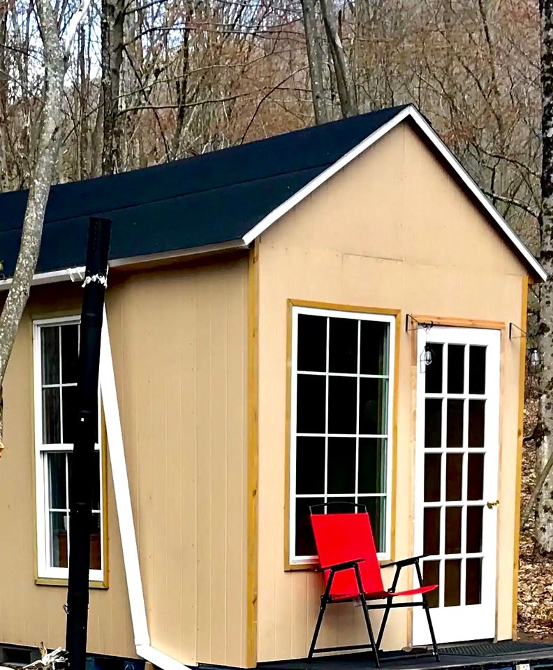 Intimate Tiny Home Rental in the Woods for a Romantic Getaway in New York State