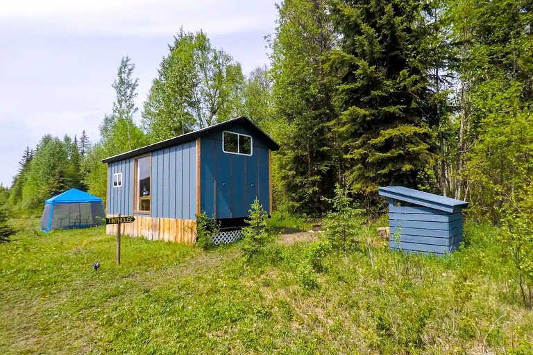 Tiny Houses (Golden, British Columbia, Canada)