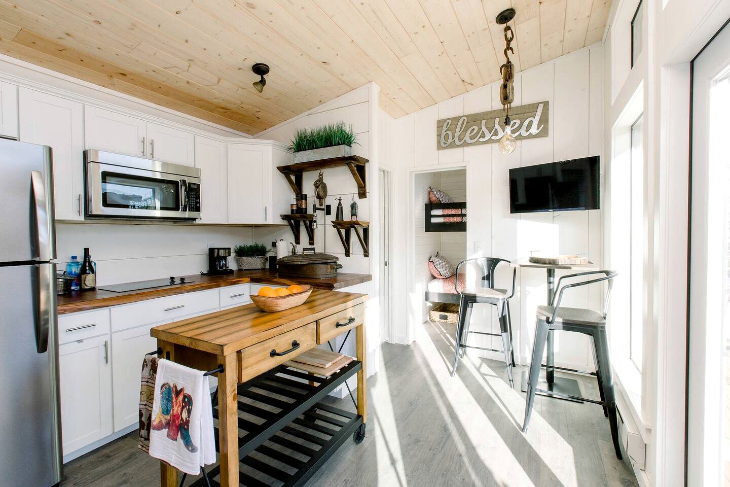 Amazing Paso Robles Cabins for Vineyard Glamping in California