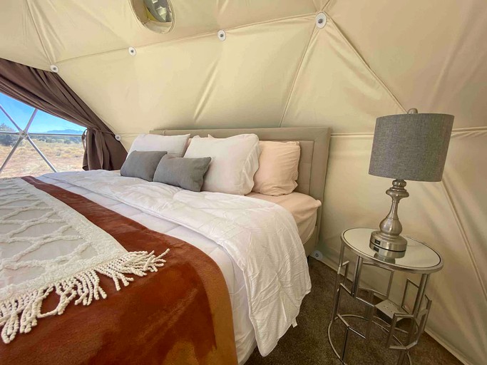 Domes (Williams, Arizona, United States of America)