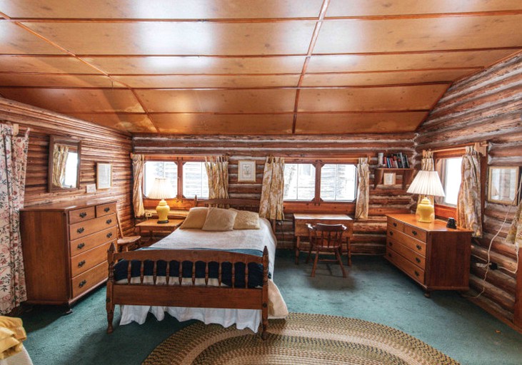 Ogontz Rustic Resort, Cabins 62985, Lyman, United States of America