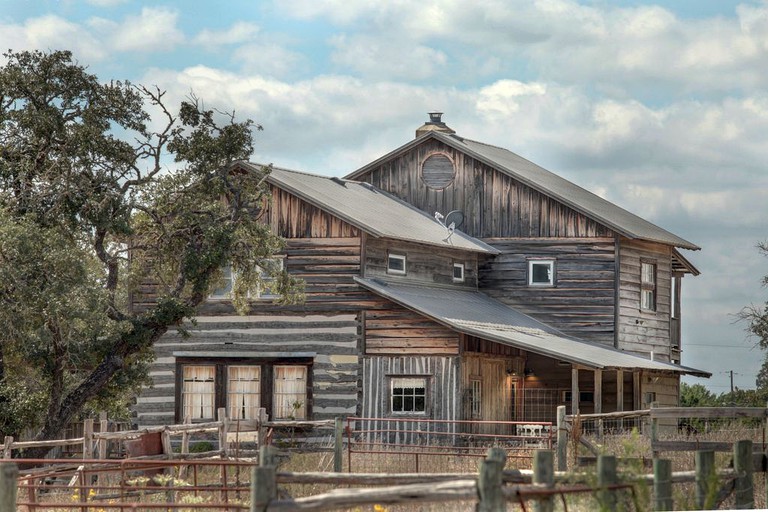 Log Cabins (Ingram, Texas, United States)