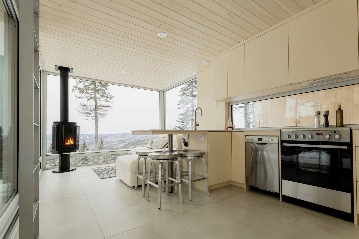 MICA - Panoramic View and Spa near Quebec City