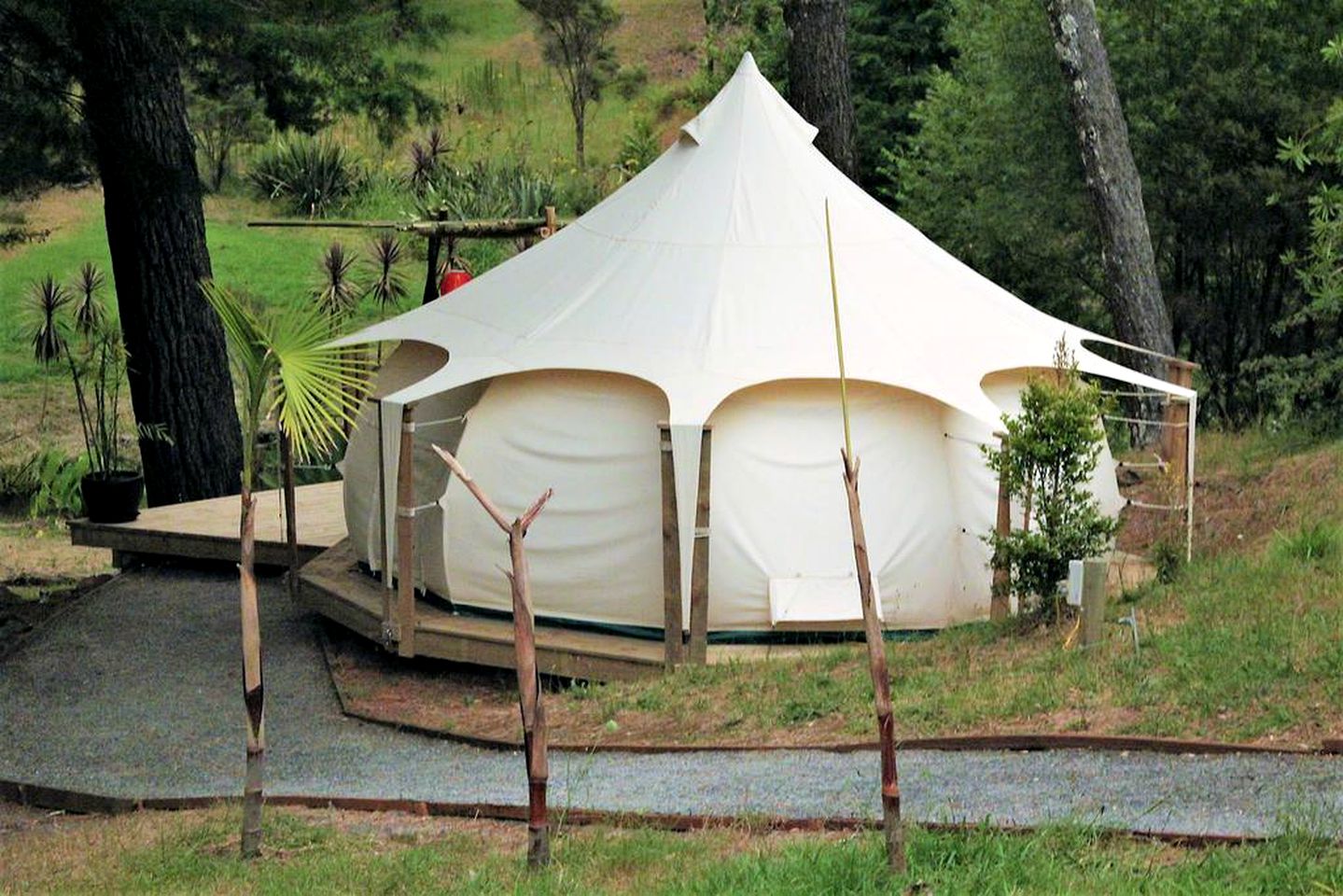 Peaceful Tented Kerikeri Accommodation for Romantic Weekend Getaways, North Island