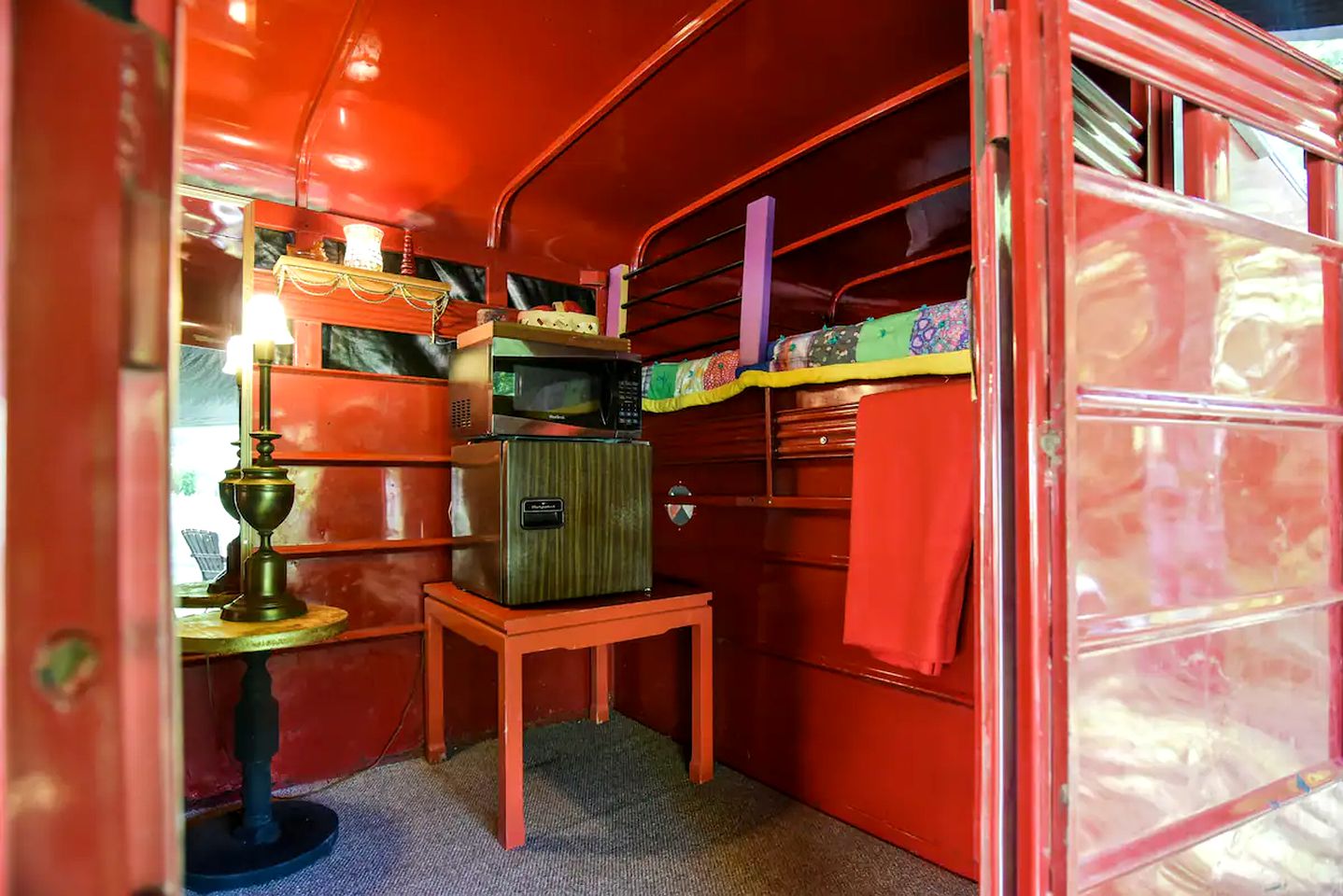 Retro Converted Container for the Best Glamping in North Carolina