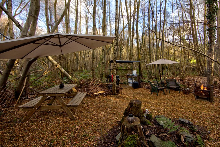 Tented Cabins (Kent, England, United Kingdom)