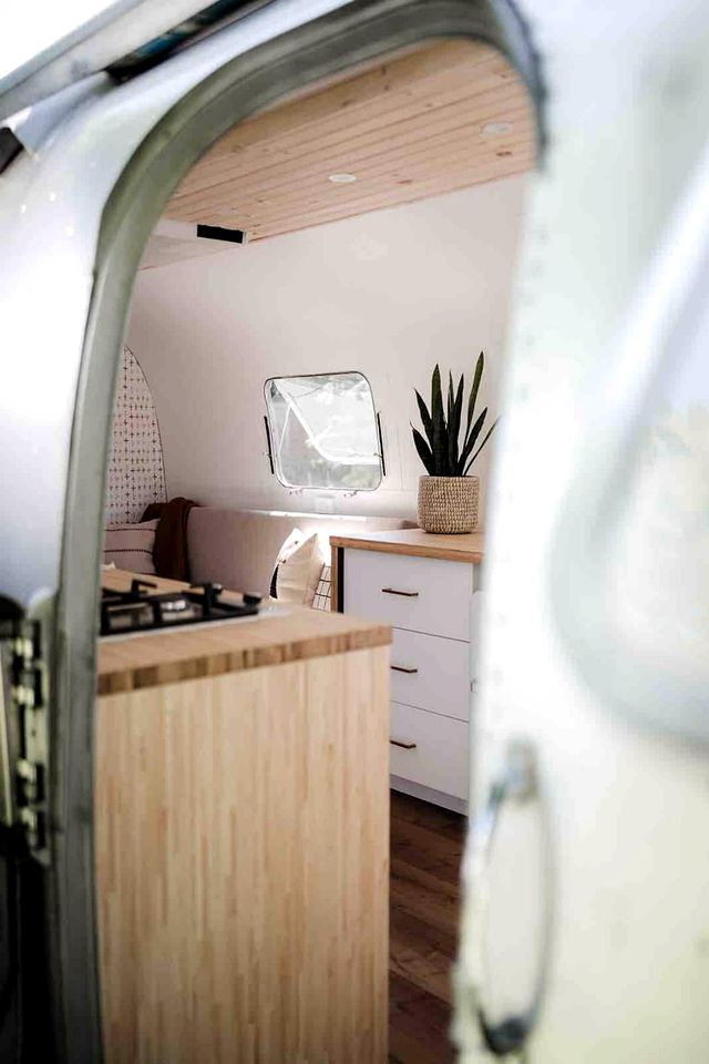 Snug Airstream for Weekend Getaways from Toronto