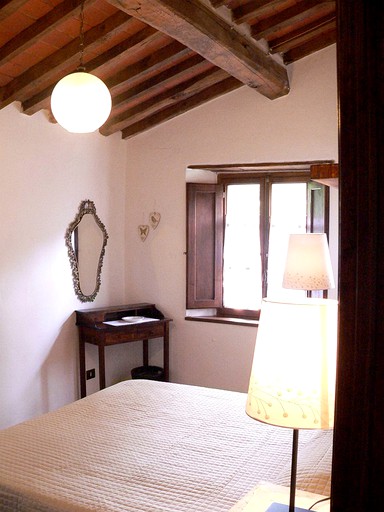 Cottages (Tuscany, Italy)