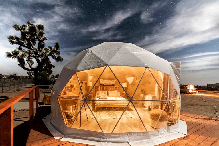 Domes (Yucca Valley, California, United States of America)