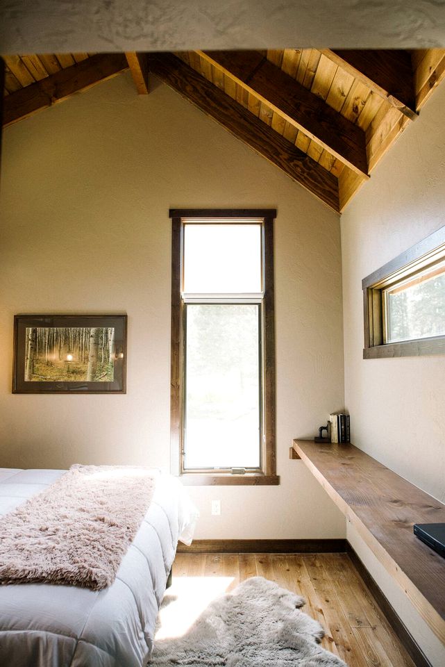 Open-Plan Black Hills Cabin Ideal for a Family Vacation in South Dakota