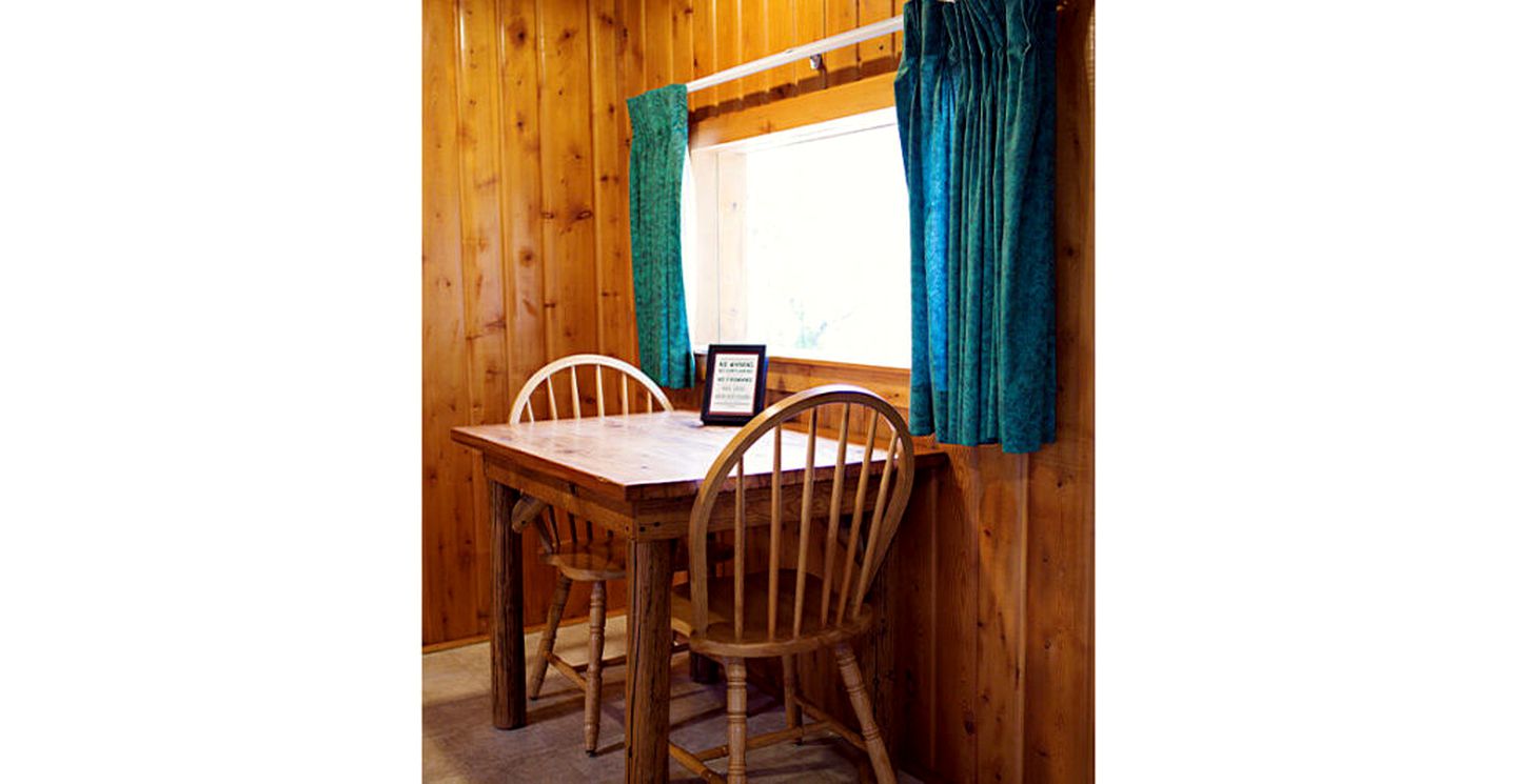 Peaceful Estes Park Cabin Rental near the River