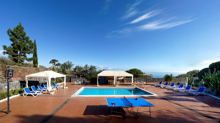 Villas (Arona, Canary Islands, Spain)