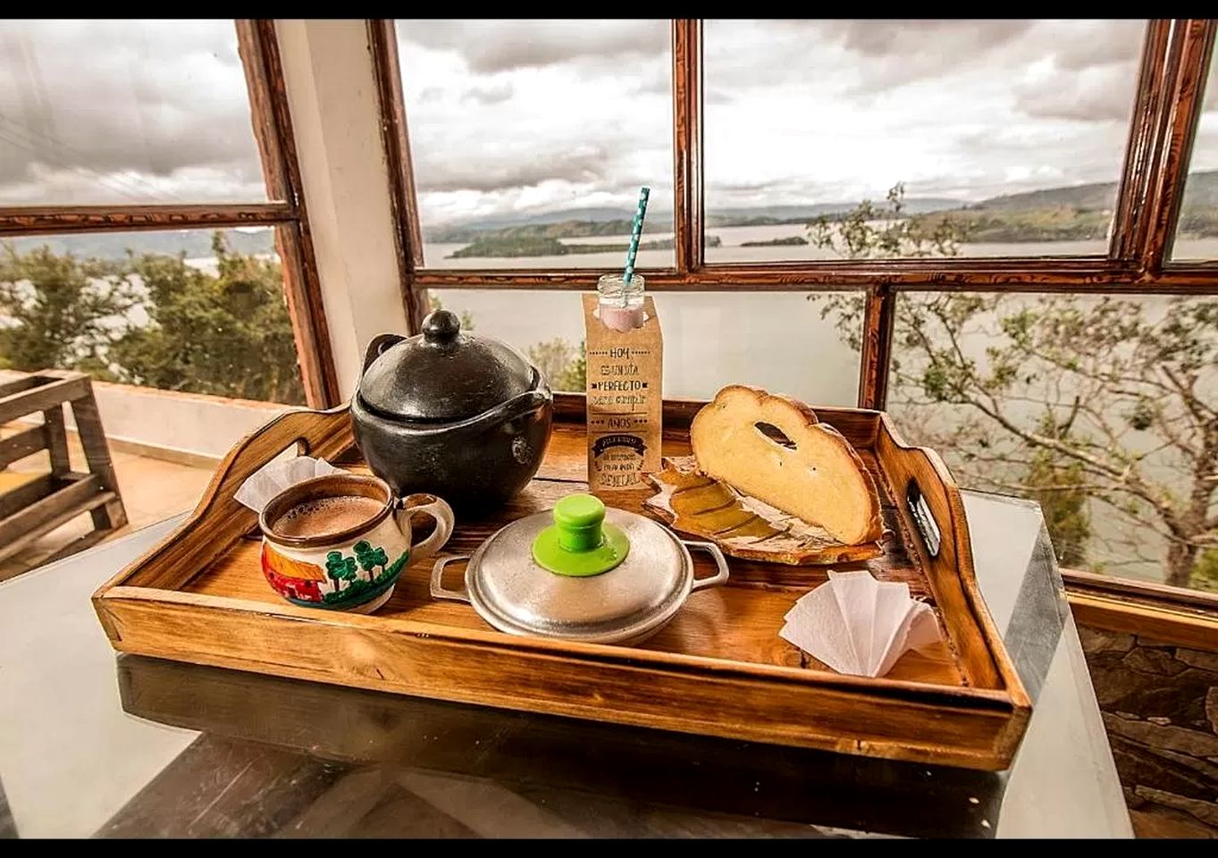 Idyllic Lakeside Cabin for a Laguna de Tota Camping Weekend in Boyacá, Colombia