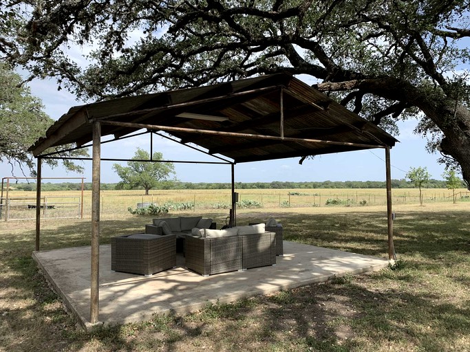 Cabins (Medina, Texas, United States of America)